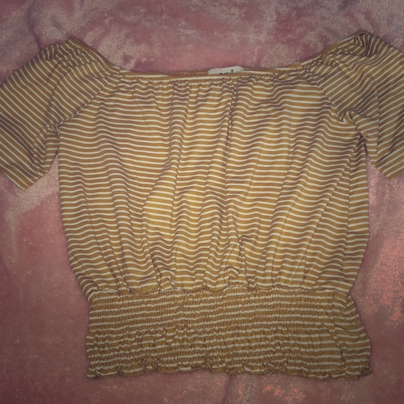 Rue21 Tops - off the shoulder cropped shirt.